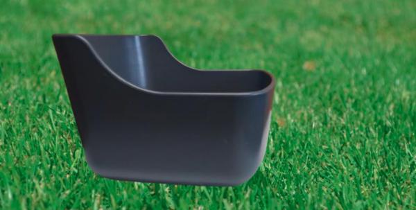 Universalfuttertrog, 8 Liter zum Anschrauben  **