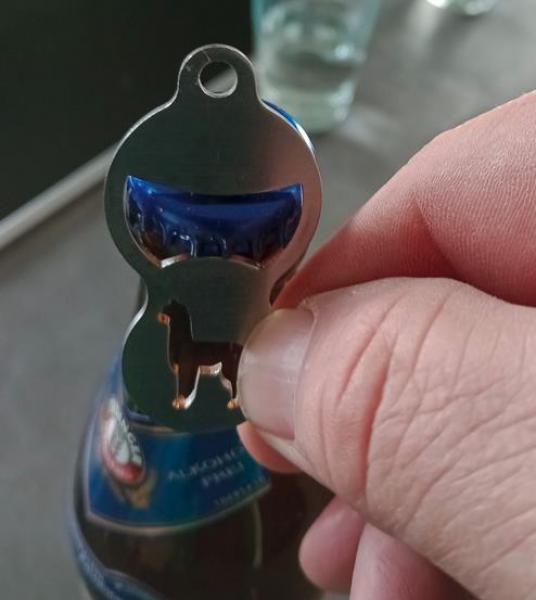 Schlüsselanhänger/ Flaschenöffner/ Einkaufchip Alpaka aus Edelstahl